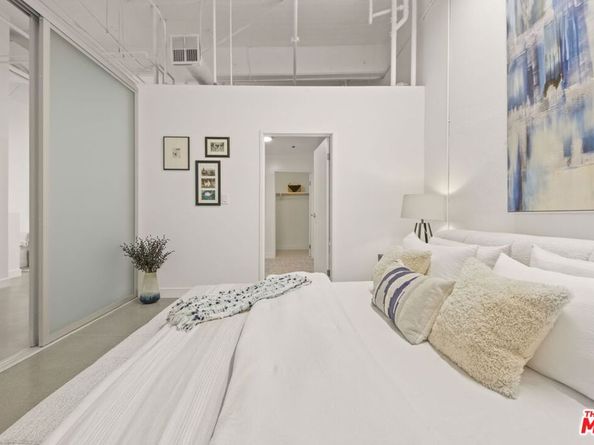 1130 S Flower Street 211, Los Angeles CA 90015