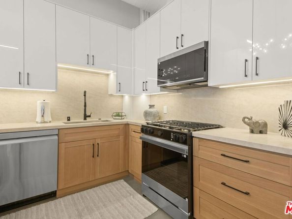 1130 S Flower Street 211, Los Angeles CA 90015
