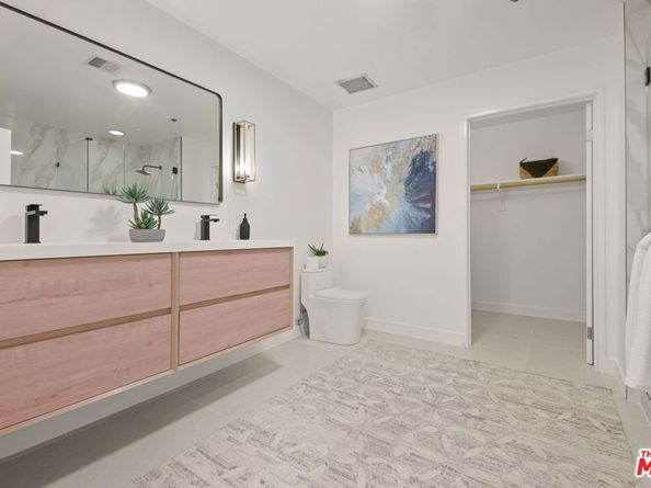 1130 S Flower Street 211, Los Angeles CA 90015
