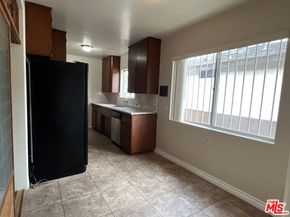 3861 S Norton Avenue, Los Angeles CA 90008