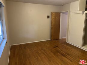 3861 S Norton Avenue, Los Angeles CA 90008