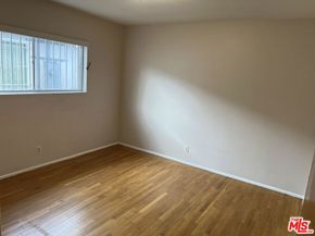 3861 S Norton Avenue, Los Angeles CA 90008