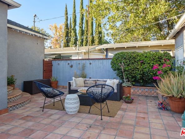 5638 Beck Avenue, North Hollywood CA 91601