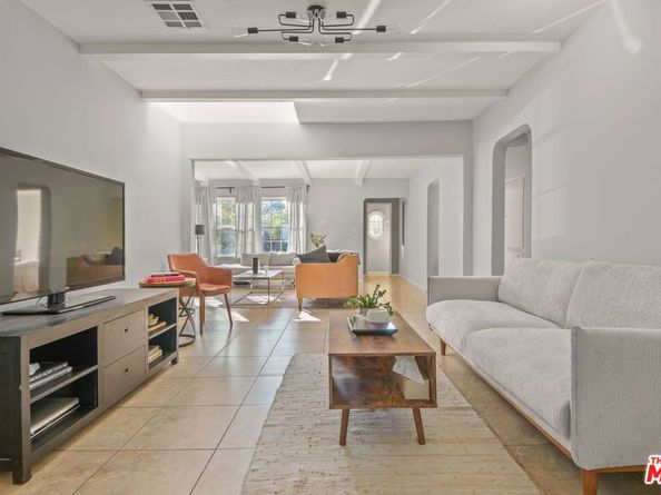 5638 Beck Avenue, North Hollywood CA 91601