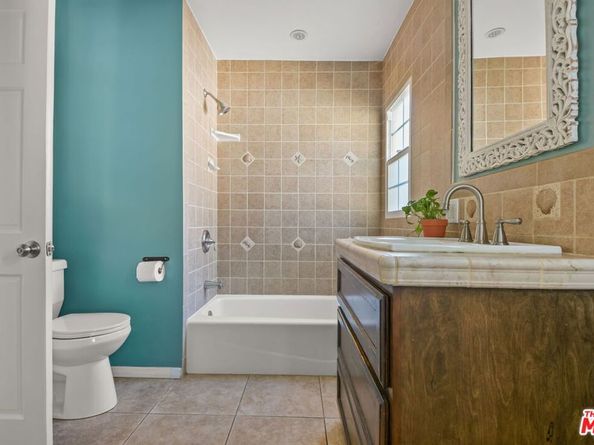 5638 Beck Avenue, North Hollywood CA 91601