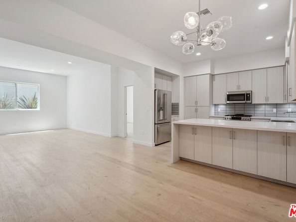 1746 Garfield Place 102, Los Angeles CA 90028
