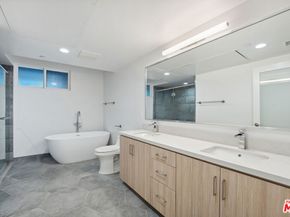 1746 Garfield Place 102, Los Angeles CA 90028