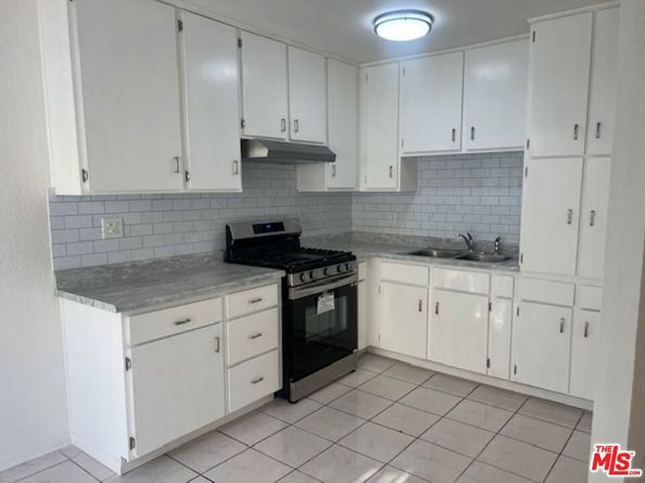 2125 Crenshaw Boulevard, Los Angeles CA 90016