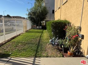 2125 Crenshaw Boulevard, Los Angeles CA 90016