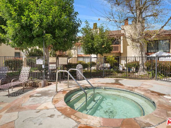 5720 Owensmouth Avenue 152, Woodland Hills CA 91367