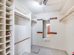 1382 Edgehill Place, Pasadena CA 91103