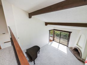 1382 Edgehill Place, Pasadena CA 91103