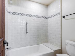 1382 Edgehill Place, Pasadena CA 91103