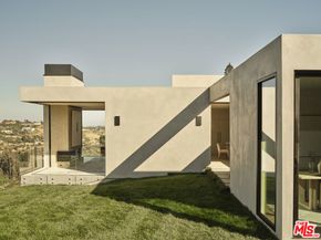5684 Calpine Drive, Malibu CA 90265