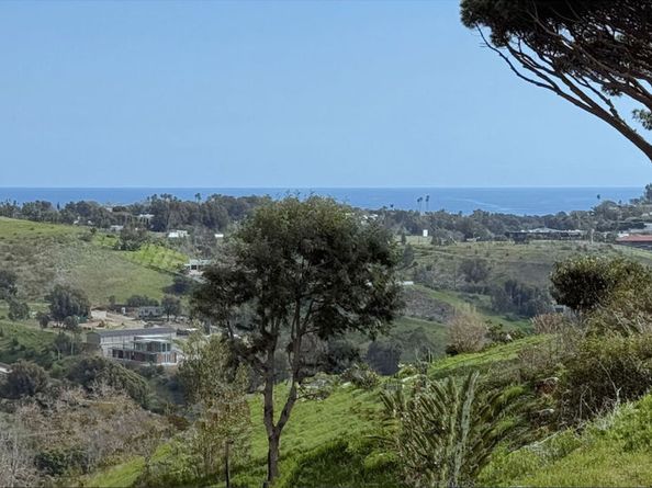 5684 Calpine Drive, Malibu CA 90265