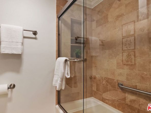 1011 5th Street 2, Santa Monica CA 90403