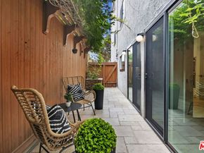 1011 5th Street 2, Santa Monica CA 90403