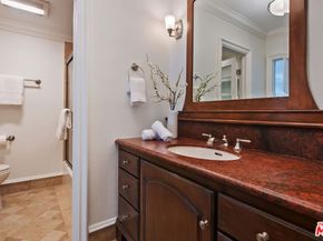 1011 5th Street 2, Santa Monica CA 90403