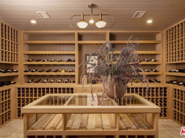 1186 Corsica Drive, Pacific Palisades CA 90272