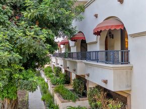 12603 Moorpark Street 304, Studio City CA 91604