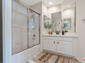 12603 Moorpark Street 304, Studio City CA 91604
