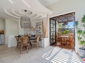12603 Moorpark Street 304, Studio City CA 91604