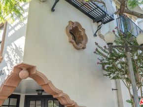 12603 Moorpark Street 304, Studio City CA 91604