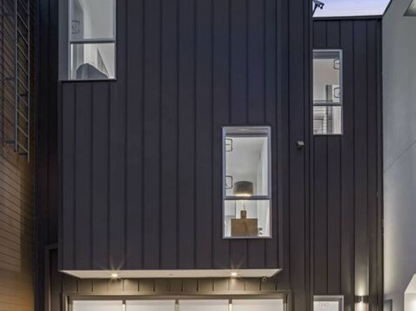 7193 W Formosa Fusion Court, Los Angeles CA 90046