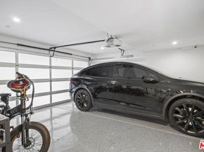 7193 W Formosa Fusion Court, Los Angeles CA 90046