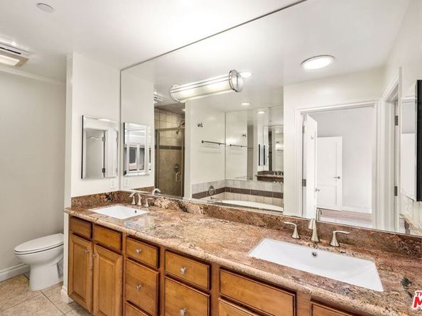 5241 Colodny Drive 103, Agoura Hills CA 91301