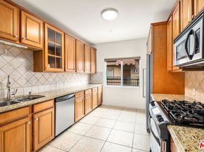 5241 Colodny Drive 103, Agoura Hills CA 91301