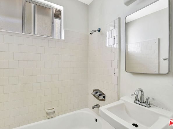 4412 Lockwood Avenue, Los Angeles CA 90029