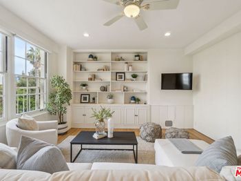 855 S Serrano Avenue