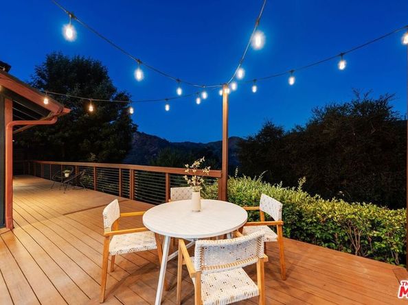 19806 Valley View Drive, Topanga CA 90290