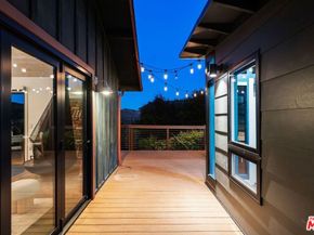 19806 Valley View Drive, Topanga CA 90290
