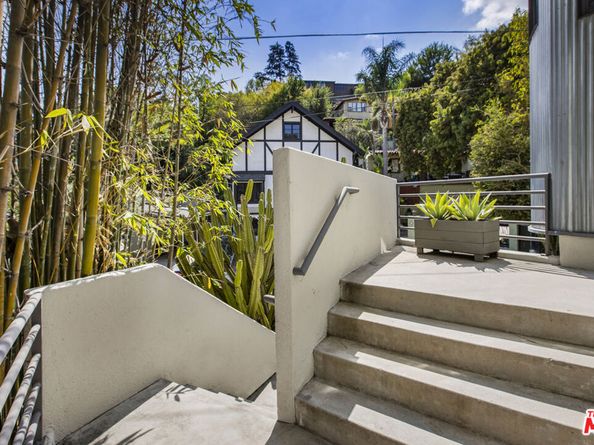 3209 Windsor Avenue, Los Angeles CA 90039