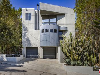 3209 Windsor Avenue