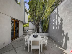 3209 Windsor Avenue, Los Angeles CA 90039
