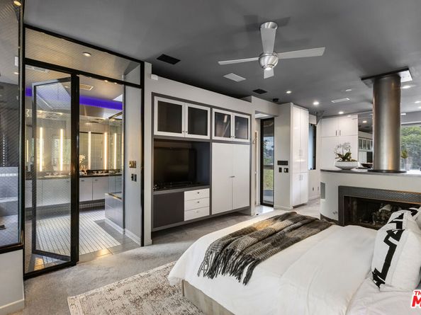 3209 Windsor Avenue, Los Angeles CA 90039