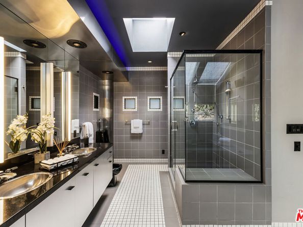 3209 Windsor Avenue, Los Angeles CA 90039