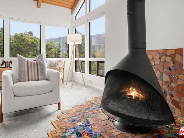 1639 Oak Drive, Topanga CA 90290