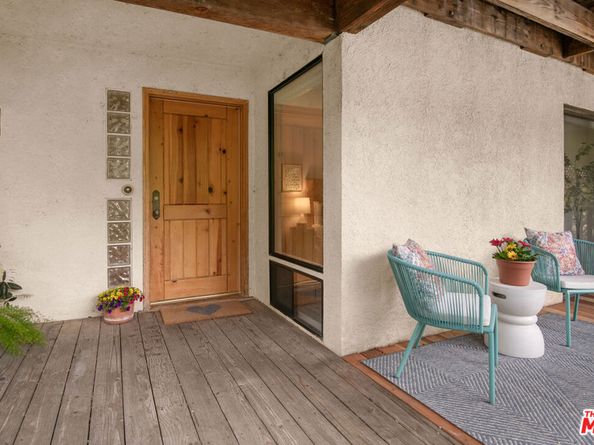 1639 Oak Drive, Topanga CA 90290