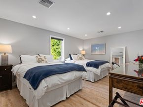 12566 Preston Way, Los Angeles CA 90066