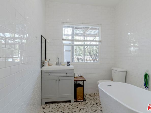 1613 Pennsylvania Avenue, Los Angeles CA 90033