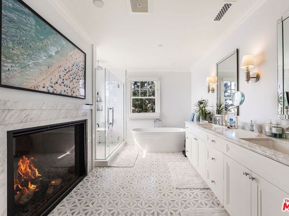 401 Ocean Avenue 2, Santa Monica CA 90402