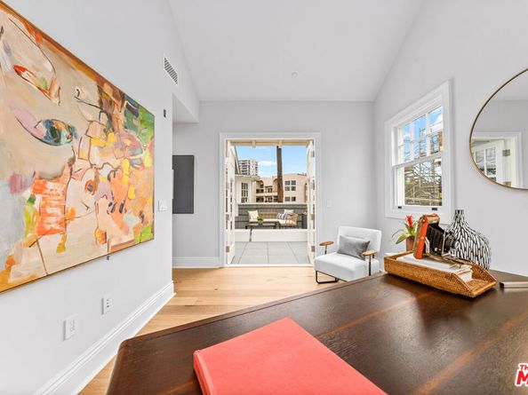 401 Ocean Avenue 2, Santa Monica CA 90402