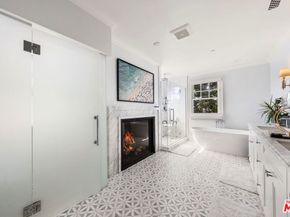 401 Ocean Avenue 2, Santa Monica CA 90402