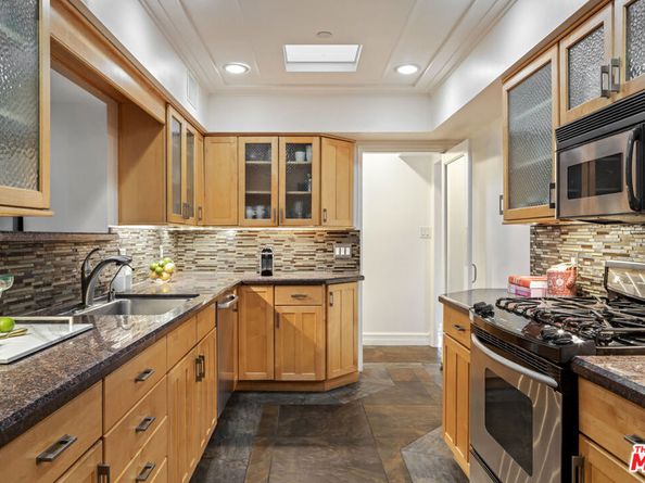 7770 Firenze Avenue, Los Angeles CA 90046
