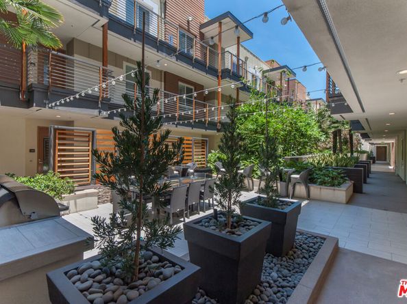 12920 Runway Road 360, Los Angeles CA 90094