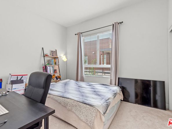 12920 Runway Road 360, Los Angeles CA 90094